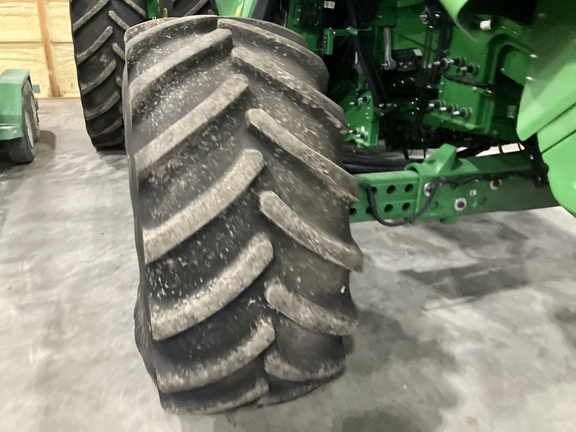 2024 John Deere X9 1000 Combine