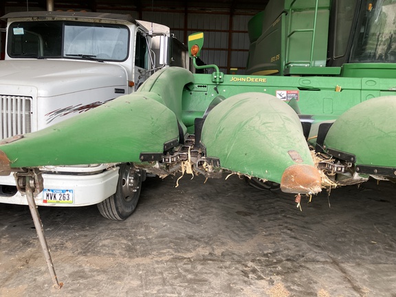2012 John Deere 608C Header Corn Head