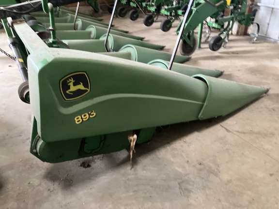 2004 John Deere 893 Header Corn Head
