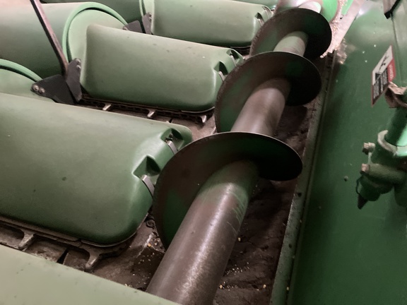 2004 John Deere 893 Header Corn Head