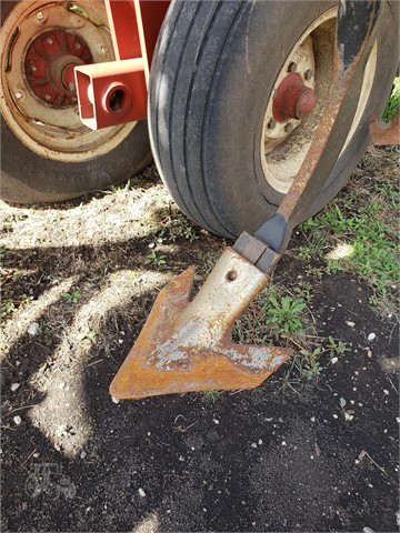 Brent HVC2000 Field Cultivator