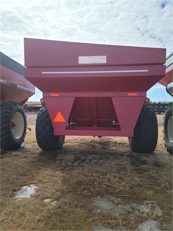 2012 Misc 710 Grain Cart