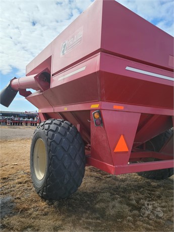 2012 Misc 710 Grain Cart