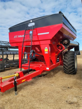 2022 Misc 870 Grain Cart