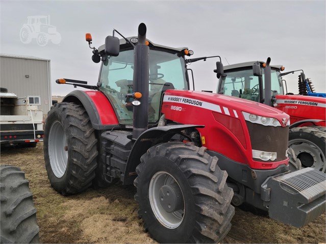 2013 Misc 8690 Tractor