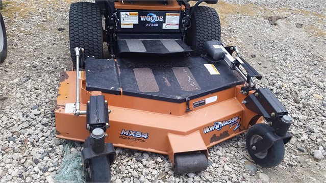 2008 Woods FZ23B Mower/Front Deck