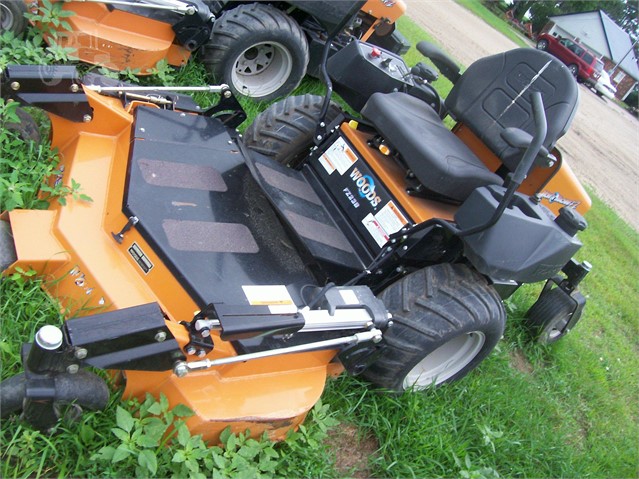 2011 Woods FZ23B Mower/Front Deck