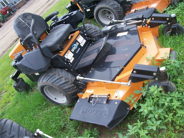 2011 Woods FZ23B Mower/Front Deck