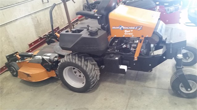 2011 Woods FZ23B Mower/Front Deck