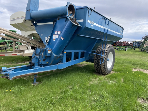 1995 Kinze 640 Grain Cart