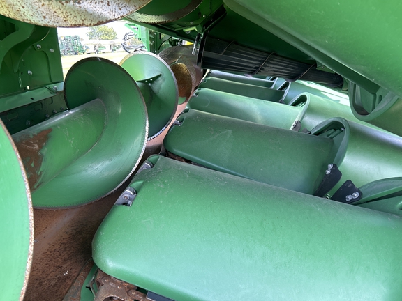 2023 John Deere C12F Header Corn Head