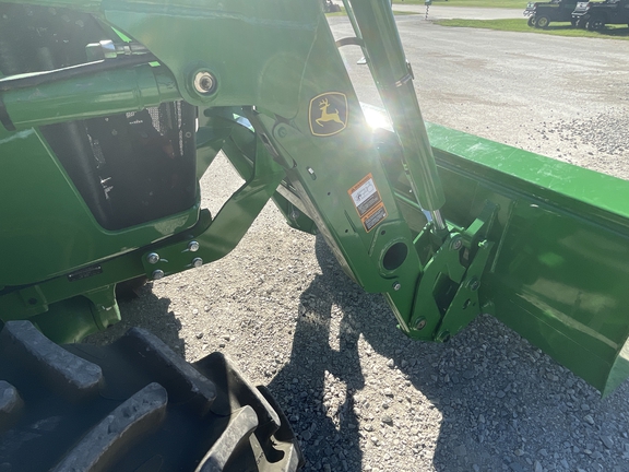 2022 John Deere 520M Loader