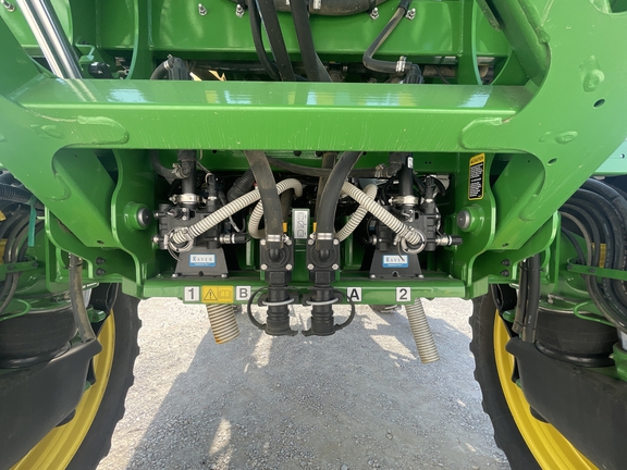 2023 John Deere 612R Sprayer/High Clearance