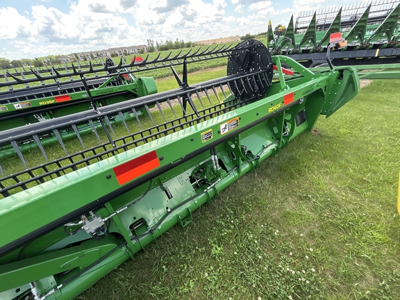 2022 John Deere RD40F Header Combine