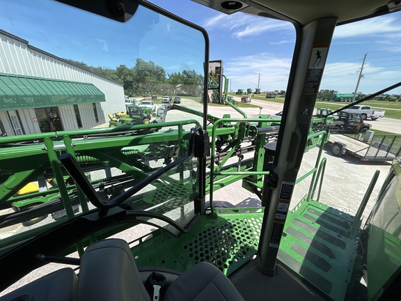 2023 John Deere 612R Sprayer/High Clearance