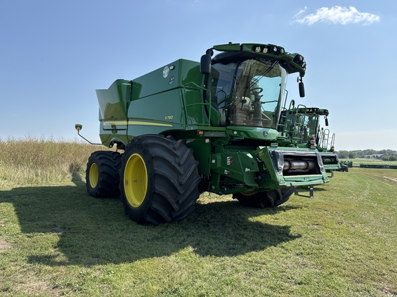 2022 John Deere S780 Combine