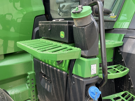 2023 John Deere 8R 410 Tractor