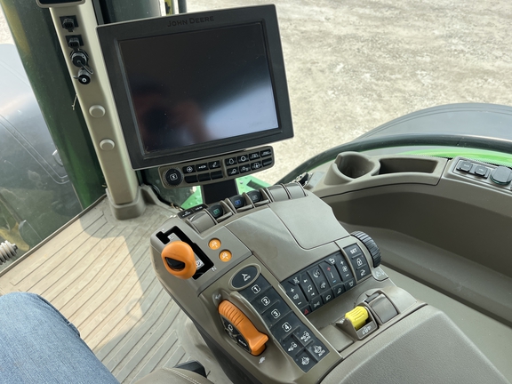 2023 John Deere 8R 410 Tractor