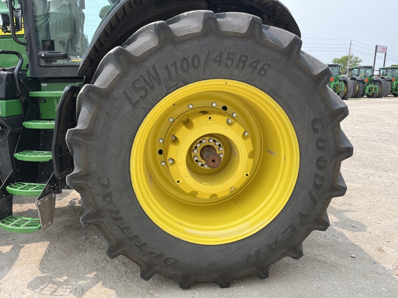 2023 John Deere 8R 410 Tractor