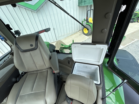 2023 John Deere 8R 410 Tractor