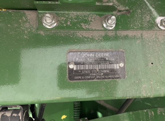 2023 John Deere S790 Combine