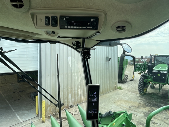 2023 John Deere S790 Combine