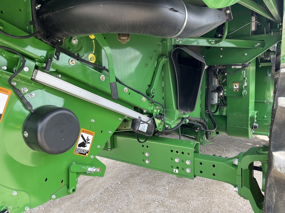2023 John Deere S790 Combine