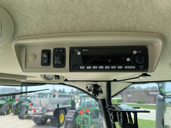 2023 John Deere S790 Combine