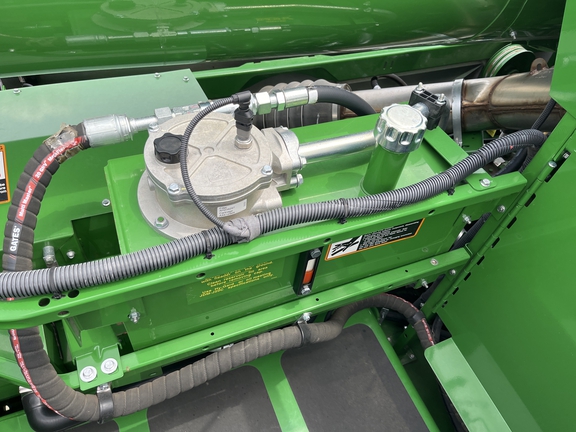 2023 John Deere S790 Combine