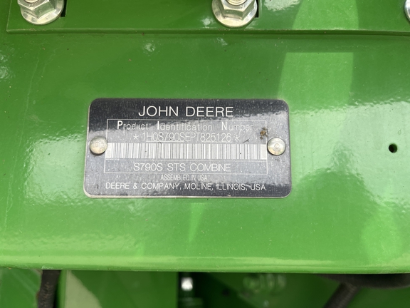 2023 John Deere S790 Combine