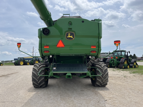 2023 John Deere S790 Combine