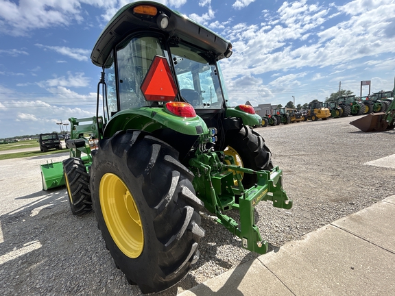 2016 John Deere 5100E Tractor