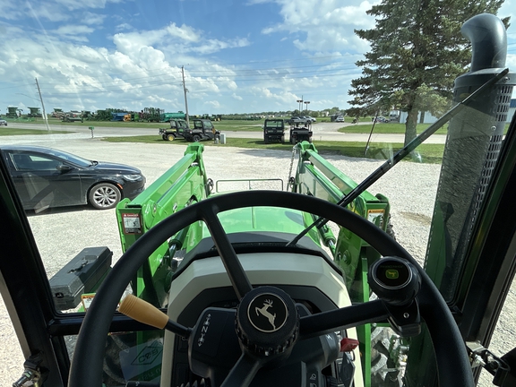 2016 John Deere 5100E Tractor