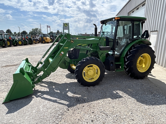 2016 John Deere 5100E Tractor