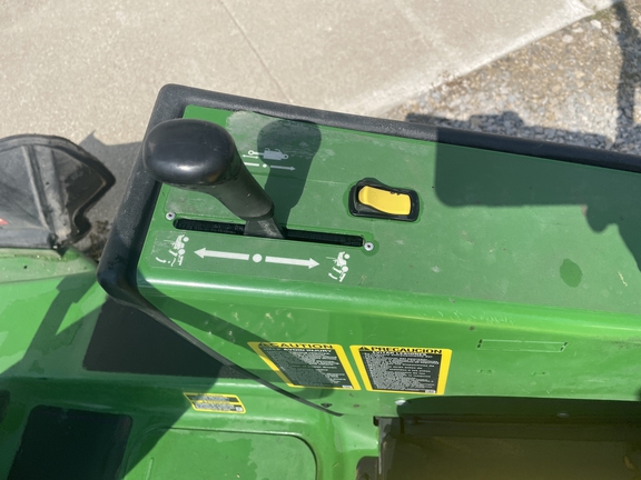 2022 John Deere 1550 Mower/Front Deck