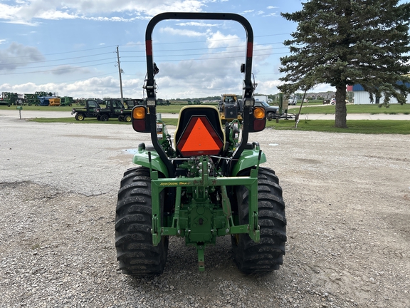 2017 John Deere 3039R Tractor Compact