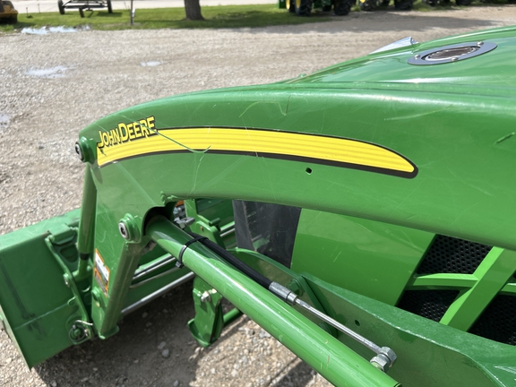 2017 John Deere 3039R Tractor Compact