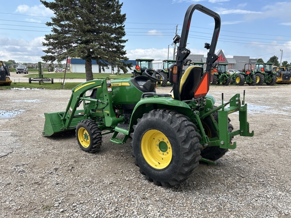 2017 John Deere 3039R Tractor Compact