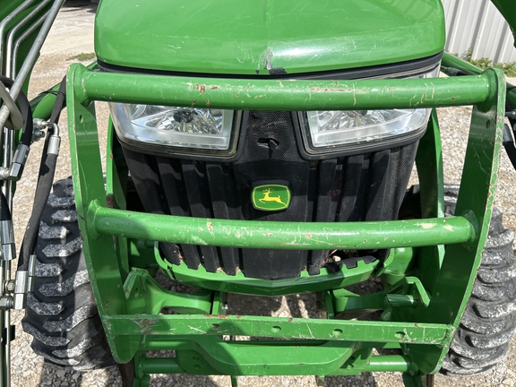 2017 John Deere 3039R Tractor Compact