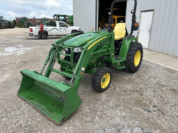 2017 John Deere 3039R Tractor Compact