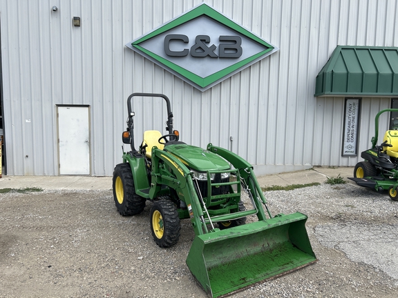 2017 John Deere 3039R Tractor Compact