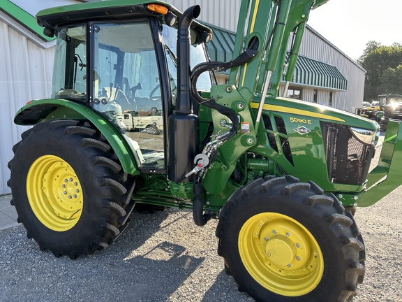 2023 John Deere 5090E Tractor