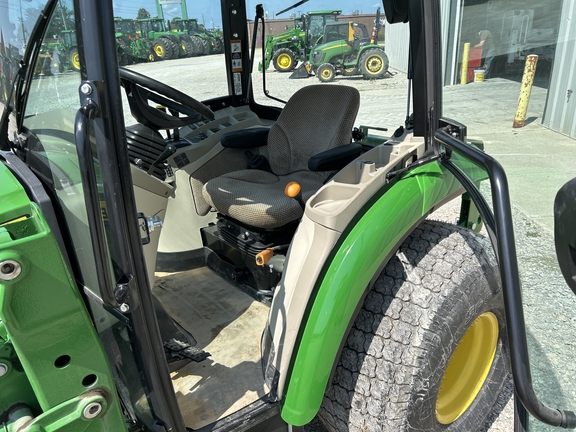 2024 John Deere 3046R Tractor Compact