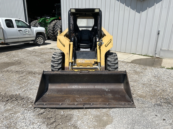 2009 John Deere 325 Skid Steer Loader