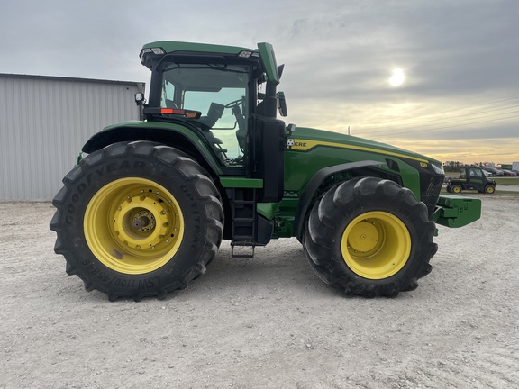 2022 John Deere 8R 410 Tractor