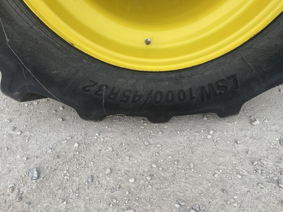 2022 John Deere 8R 410 Tractor