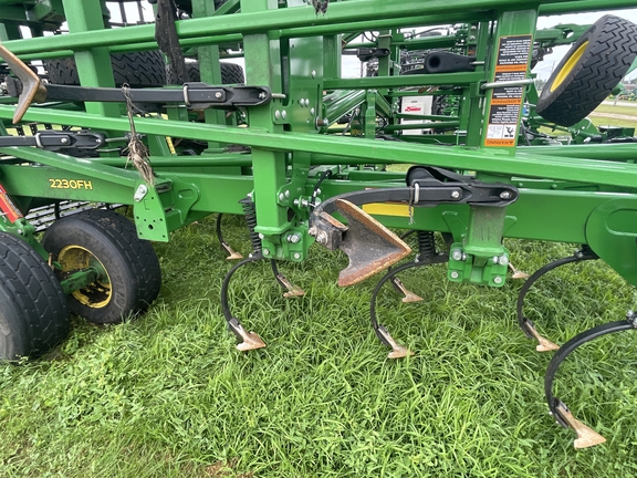 2023 John Deere 2230FH Field Cultivator