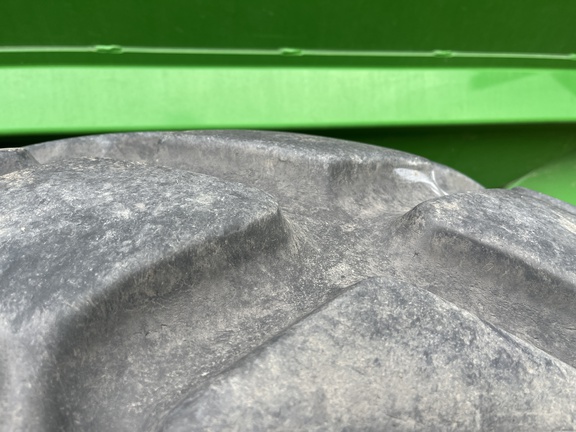 2011 Parker 839 Grain Cart