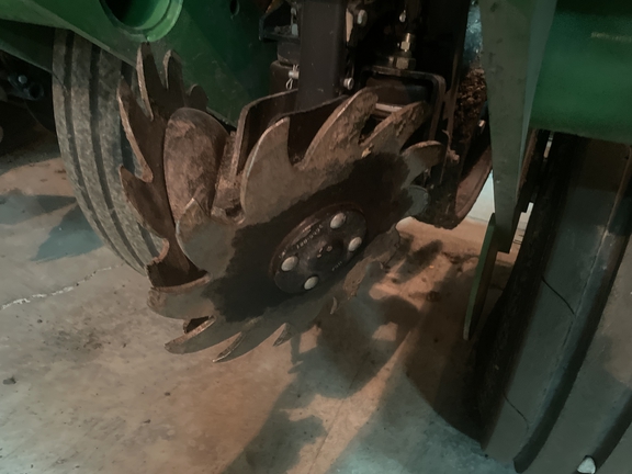 2022 John Deere 1775NT Planter