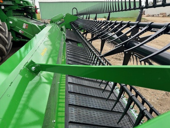 2024 John Deere RD40F Header Combine